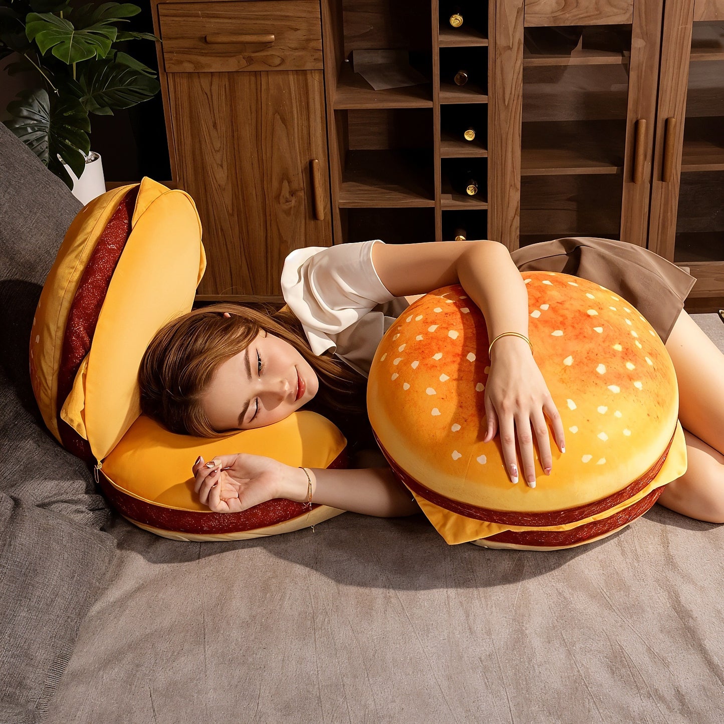 "Big Bite" Burger Pillow